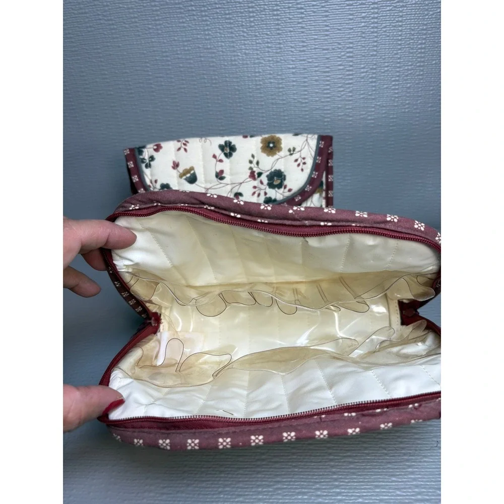 Totes Vintage Style Quilted Floral‎ Makeup Bag & Mirror Pouch Set Cream Burgundy